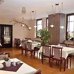 Zum Gruendle ホテル 3*