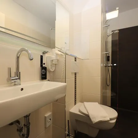 Zum Gruendle Hotell