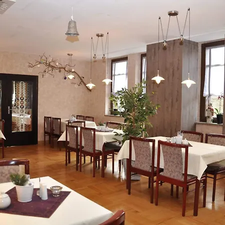 Zum Gruendle Hotel 3*