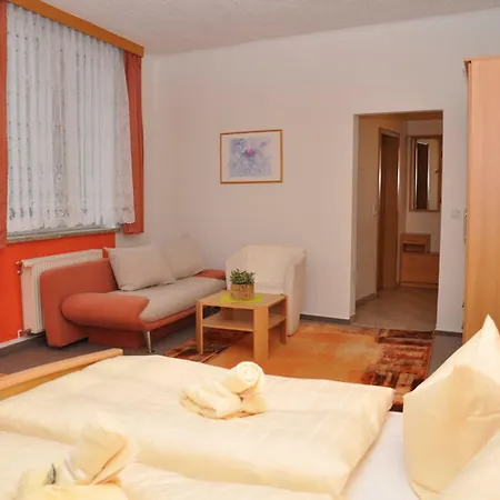 Zum Gruendle Hotel