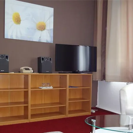 Zum Gruendle Hotel 3*