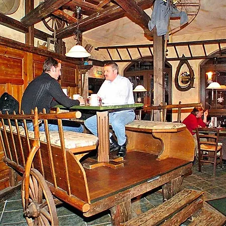 Ξενοδοχείο Zum Grundle Oberhof (Thuringia)