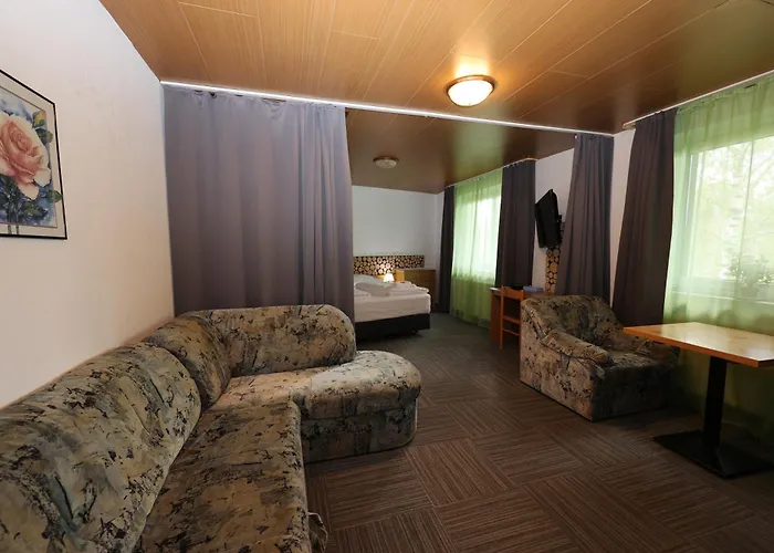 Zum Gruendle Hotell 3*