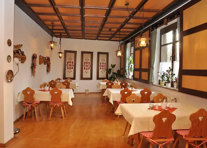 Zum Gruendle Otel 3*